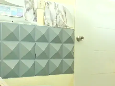 thesugar32 online show from January 12, 1:48 pm