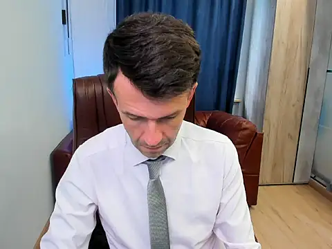 SteveTiger online show from September 18, 1:13 pm