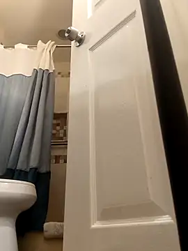 bobby69cock online show from March 19, 8:00 pm