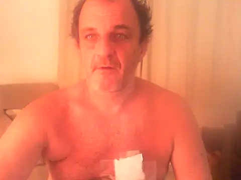 ConradinhoBR50 online show from September 29, 1:37 am