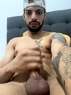 phellipestronda online show from October 24, 8:16 am