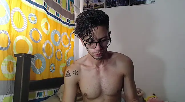 alisterxxx online show from February 4, 6:49 pm