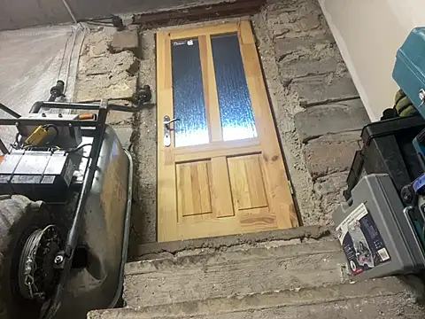 ManAndWoman123 online show from February 9, 3:23 pm