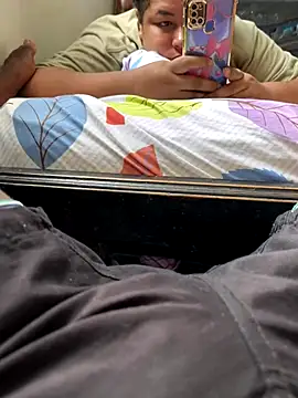 Snapshot of elnegro_696 chatting on September 13, 7:37 pm elnegro 696 online show from September 13, 7:37 pm