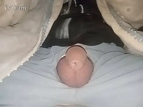 Snapshot of Bigdick666cm chatting on February 9, 4:14 am Bigdick666cm online show from February 9, 4:14 am