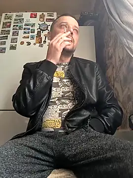 DanielOhCool online show from March 2, 7:32 am