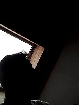 Kw8585kw online show from February 18, 3:54 pm