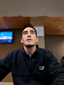 TommyMomentum online show from January 16, 2:03 am