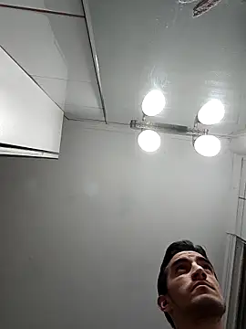 TommyMomentum online show from February 22, 5:31 am