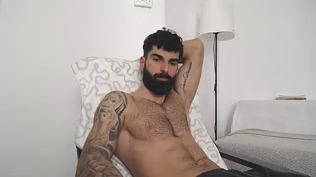 Verycutex online show from February 11, 8:37 am