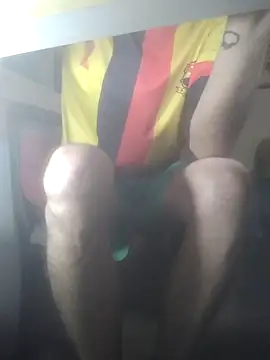 yourboysexy19 online show from December 15, 12:40 am