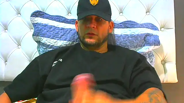 altenori112 online show from February 3, 2:33 pm