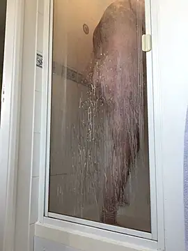 Free2cum4u online show from March 9, 11:14 am