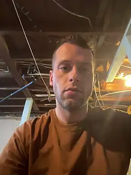 Cum Paris online show from February 17, 11:20 pm