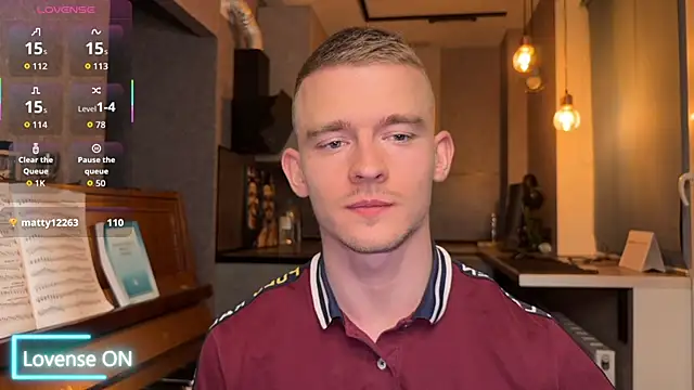 Marvelboy  online show from October 21, 9:50 pm