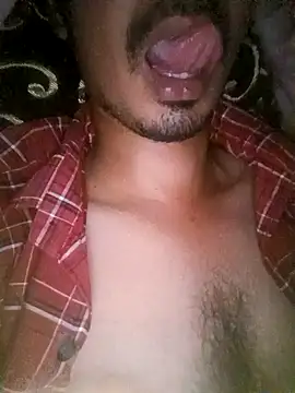 dreamtoungelick69 online show from October 20, 8:13 pm