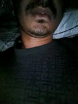 dreamtoungelick69 online show from March 6, 1:24 am