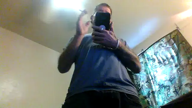 Snapshot of thefire420 chatting on December 4, 4:27 pm thefire420 online show from December 4, 4:27 pm
