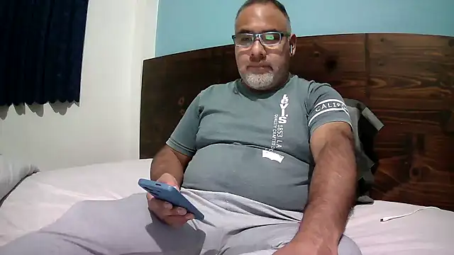 PhillDrake11 online show from March 27, 3:00 am