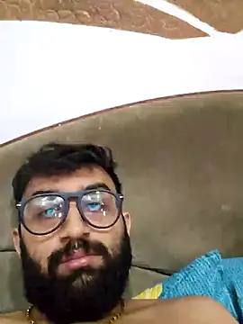 Snapshot of love4shownude chatting on January 15, 3:54 am love4shownude online show from January 15, 3:54 am