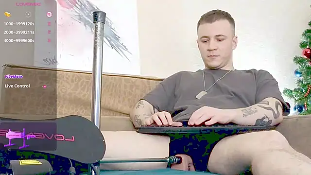 Ethan and mike online show from December 22, 12:38 pm