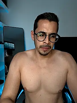 towers j online show from October 31, 9:07 pm