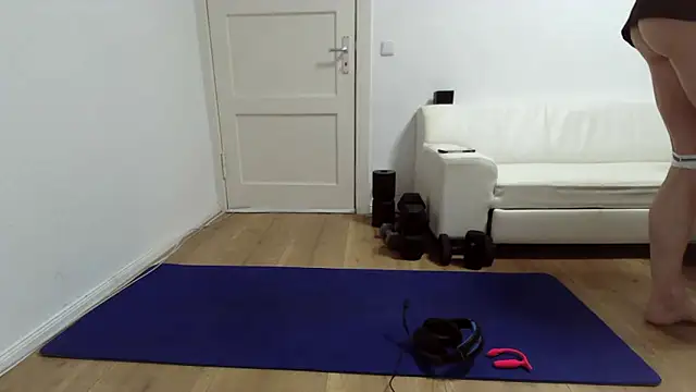 fit ass 2021 online show from March 9, 10:26 pm