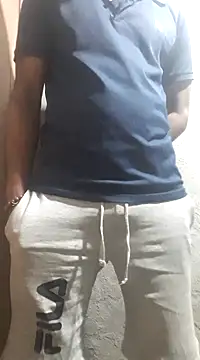 Snapshot of xxxsexy27 chatting on January 21, 4:33 pm xxxsexy27 online show from January 21, 4:33 pm