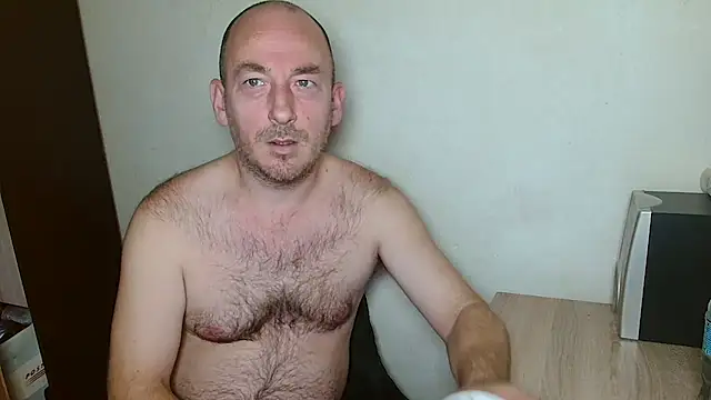 Johan   Barker online show from November 30, 11:45 am