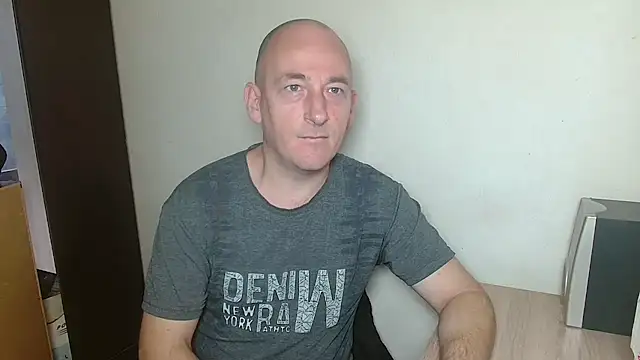 Johan   Barker online show from December 14, 1:51 pm