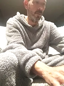 207RCCam online show from November 2, 5:34 am