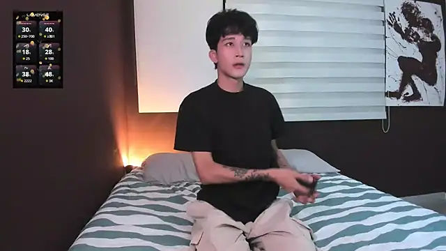 tom Howard online show from April 1, 1:51 am