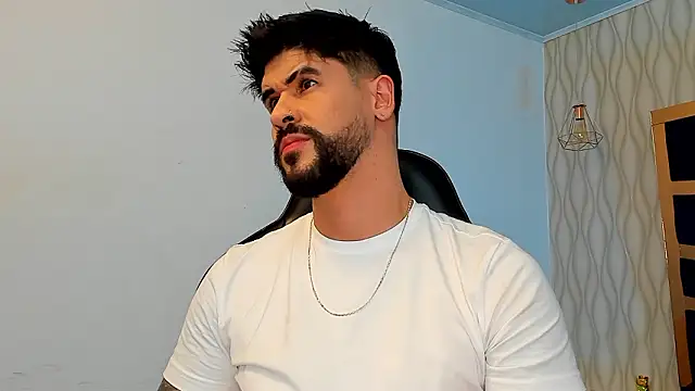 Petesevans online show from February 3, 11:32 pm