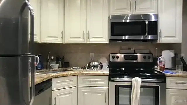 BigGuyMuscle online show from December 3, 10:27 pm