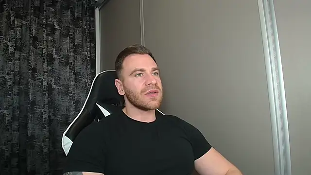 Thori92 online show from April 2, 5:43 pm