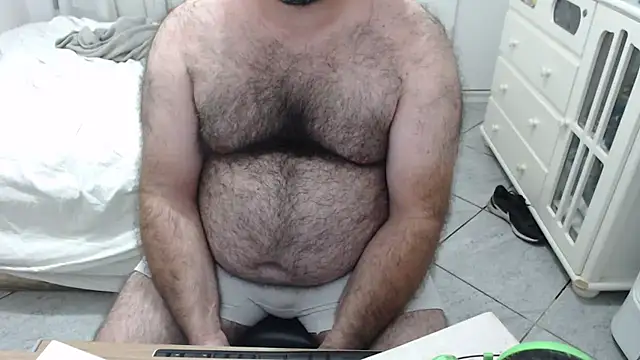 MysterBearMG online show from September 14, 12:45 am