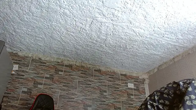 omar alurba online show from April 11, 4:10 pm