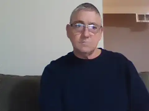 takeitall101 online show from December 11, 11:00 pm