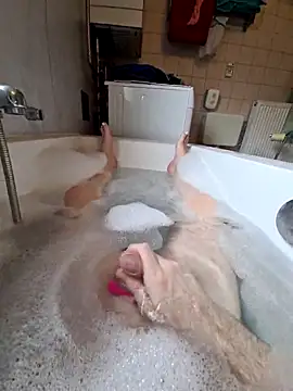 toeloverlive online show from March 4, 8:54 am