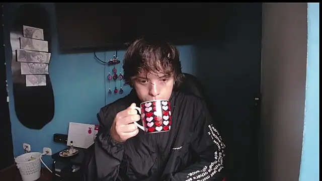 Santiago kiler online show from April 4, 7:44 pm