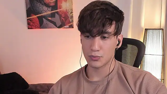 AlexRivera6 online show from June 1, 8:31 pm