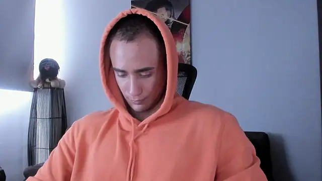 Snapshot of AlexRivera6 chatting on December 18, 8:03 pm AlexRivera6 online show from December 18, 8:03 pm