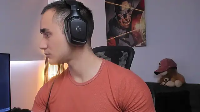 Snapshot of AlexRivera6 chatting on December 30, 1:47 pm AlexRivera6 online show from December 30, 1:47 pm