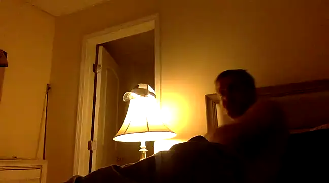 Snapshot of blakeypoo83 chatting on March 18, 3:56 am blakeypoo83 online show from March 18, 3:56 am