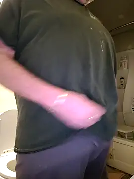 mrwizard4570 online show from April 9, 3:04 am