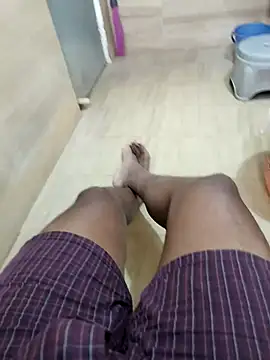 Snapshot of mkmony chatting on October 29, 10:29 am mkmony online show from October 29, 10:29 am