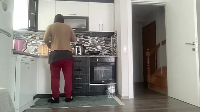 ALPHANDRE online show from February 28, 6:54 am