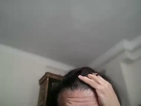 ALPHANDRE online show from February 8, 12:21 pm