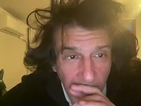 ALPHANDRE online show from January 23, 3:43 pm