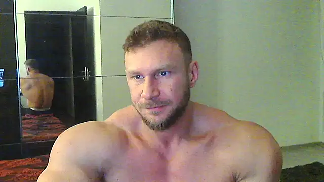 muscularkevin online show from December 13, 2:49 pm